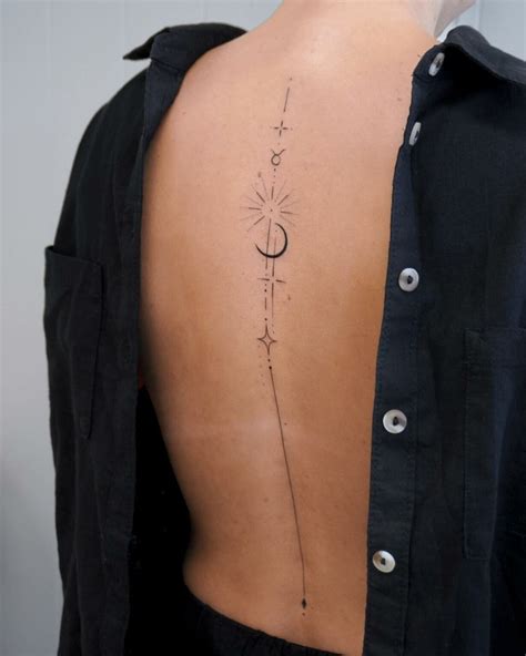 11 Graceful Lines Stunning Spine Tattoo Designs For Women