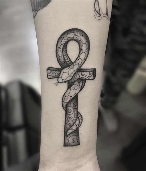 20 Powerful Ankh Tattoo Ideas Analogy Behind The Ancient Symbol