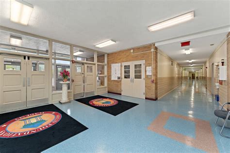 3953 Kirk Ave Allison Park Pa 15101 Office For Lease Loopnet