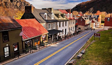 5 Best Small Towns In West Virginia To Visit Blue Maple 5 Best Small Towns In West Virginia To Visit Blue Maple