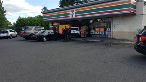 7 Eleven Updated November 2024 575 Se 92Nd Ave Portland Oregon