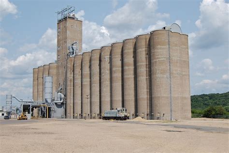 Adm Growmark Elevator D In St Paul Skydb