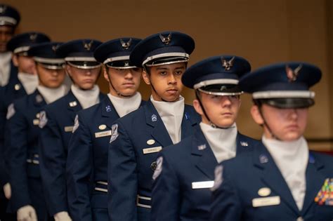 Air Force Recruiting Service Honors Blue Suit Winners Amp Gt Air Education