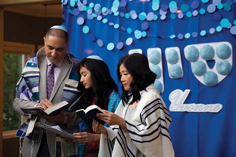 Bat Mitzvah What It Is And How To Celebrate A Jewish Girl S Coming Of Age Chabad Org