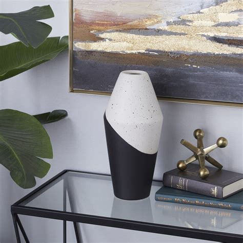 Black And White Modern Vases At Christy Sample Blog