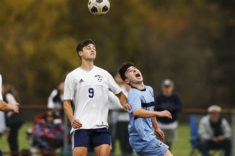 Boys Soccer Spisak Lifts No 20 Howell Over No 18 Freehold Township
