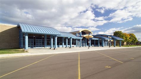 Carman Ainsworth High School Rahs Health Center