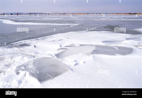 Covering Ice Roads Hi Res Stock Photography And Images Alamy