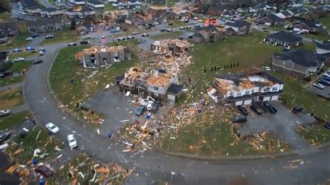 Deadly Tornadoes Hit Kentucky With 5 Us States Deadly Tornadoes Hit Kentucky With 5 Us States