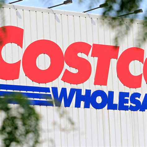 Fans Express Concern Over Unrecognizable Clueless Star Parade