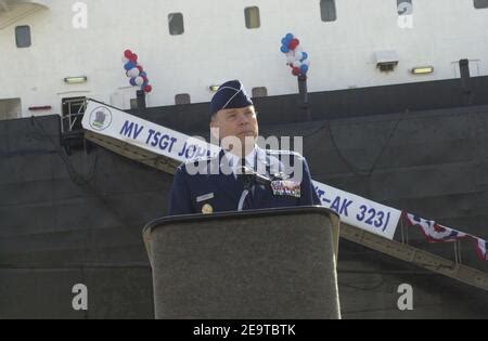 File Mv Tsgt John A Chapman Naming Ceremony B Jpg Wikimedia Commons
