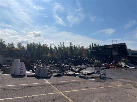 Fire Destroys Salisbury Amp 39 S Lone Grocery Store Cbc News