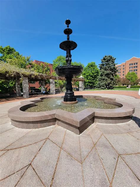 Franklin Square Park Exploding Travel Franklin Square Park Exploding Travel