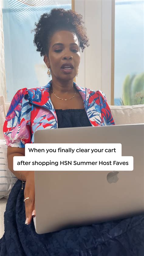 G Day Hounds And Happy Monday We Re Going To Give More Insight About Grady The Greyhound Ii In Our Story Today Run Over There To Submit Your Questions