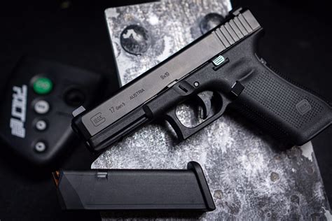 Gun Review Glock G17 Gen 5 Handgun