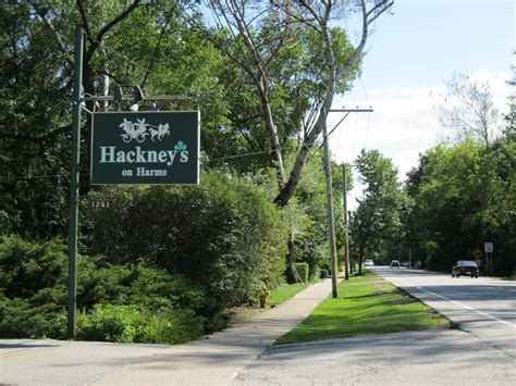 Hackney's On Harms Glenview