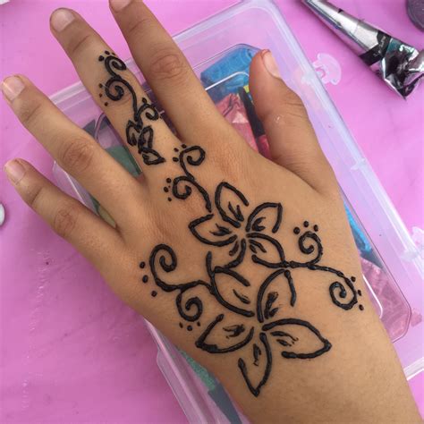 Henna Flower Design Henna Tattoo Designs Henna Tattoo Designs Simple