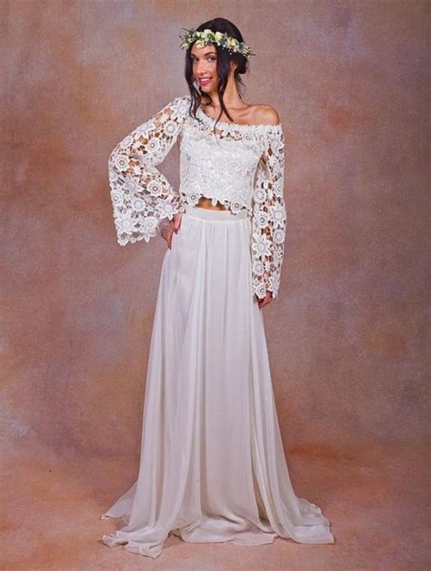 Hippie Style Wedding Dress: Bohemian Chic Inspiration