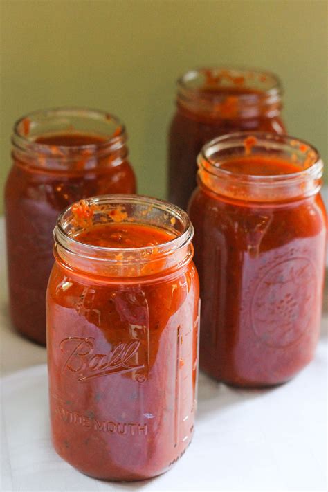 Homemade Bottled Tomato Sauce