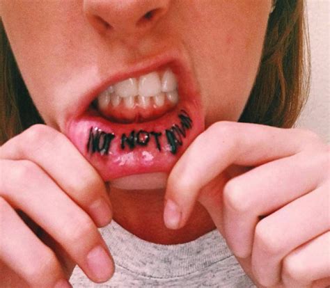 Inner Lip Tattoos 6 Pros And Cons To Consider Authoritytattoo Inner Lip Tattoos 6 Pros And Cons To Consider Authoritytattoo