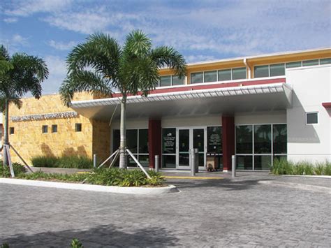 International Mall Branch Library