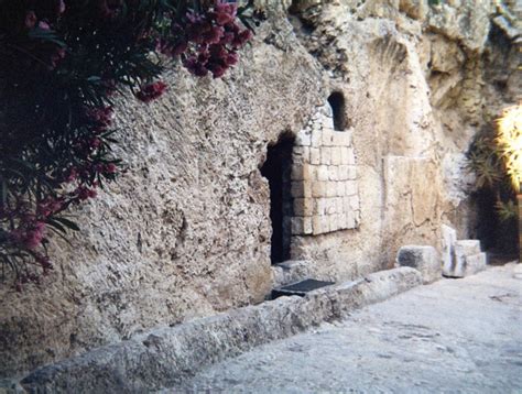 Jesus Tomb Location Evidences Pictures Jerusalem Israel