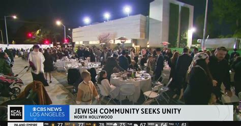 Jewish Community Holds Unity Event At Shabbat Dinner In North Hollywood