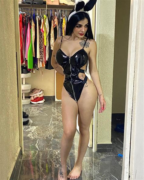 Karely Ruiz Amp 39 S Feet