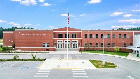 Lake Forest Middle School