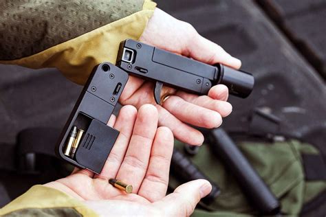 Lifecard 22Lr Folding Pistol Lifecard Firearms