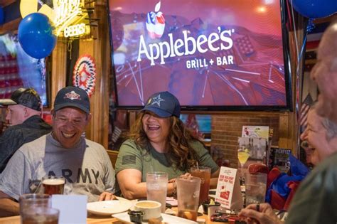 Mark Schostak On Linkedin Applebee S Offers Free Meals On Veterans Day