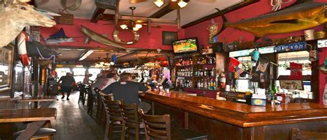 Mollys Bar Tv Molly Goodheads Raw Bar