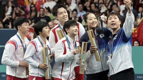 North Korea And South Korean Selfie Why Picture Of Olympic Athletes Is North Korea And South Korean Selfie Why Picture Of Olympic Athletes Is