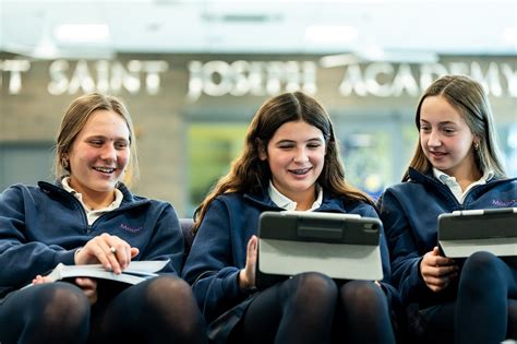 On The Job Mount Saint Joseph Academy Melissa Kelly Photography