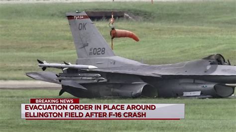 Pilot Ejects From Burning F 16 During Takeoff At Ellington Airport Abc11 Raleigh Durham