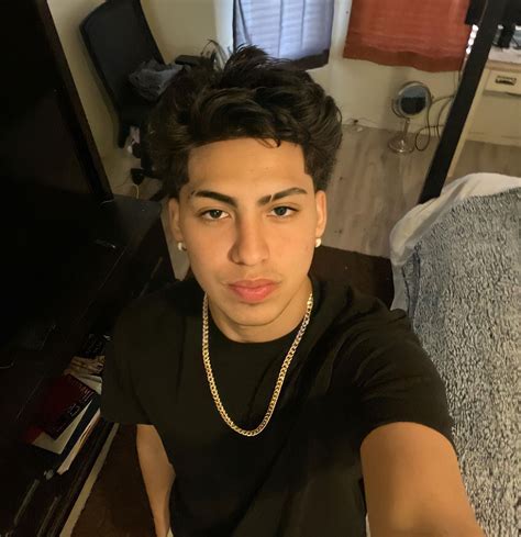 Pin By Alisha Sachez On Alyssa And Her Bf Hair Cuts Latino Haircuts