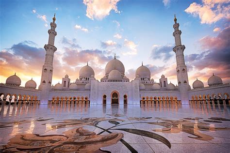 Premium Photo Sheikh Zayed Grand Mosque Located In Abu Dhabi Open To