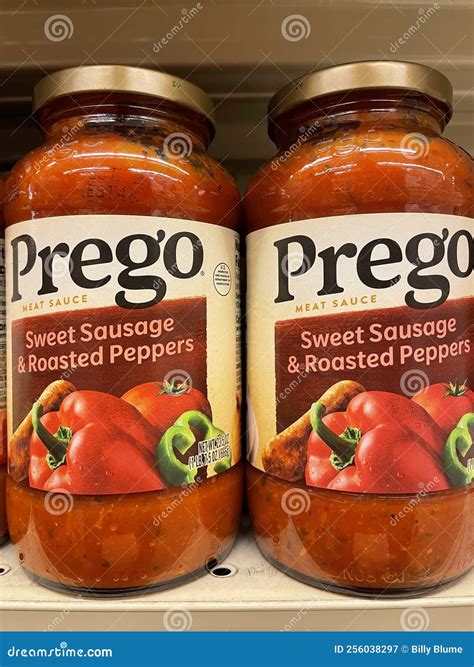 Retail Grocery Store Prego Spaghetti Sauce Sweet Sausage Editorial