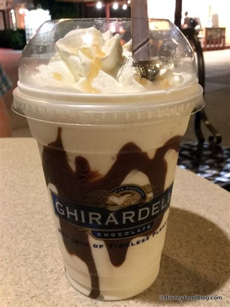Review Pumpkin Spice Caramel Shake At Ghirardelli In Disney Springs