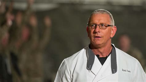 Robert Irvine Net Worth The Chef Amp 39 S Culinary Cash Citimuzik