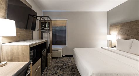 Rodeway Inn Amp Suites Near Outlet Mall Best Hotel In Asheville Nc