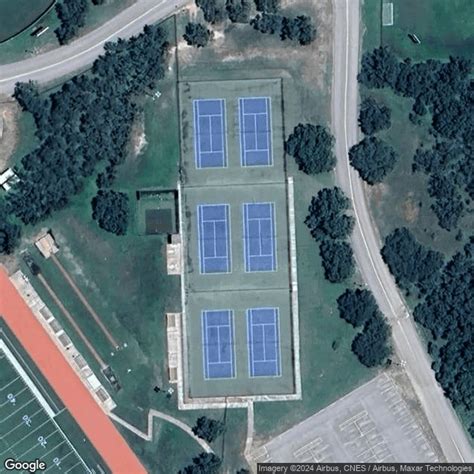 Ronald Reagan High School Tennis Courts