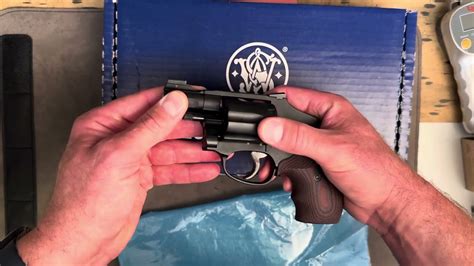 S Amp W Ultimate Carry J Frame Unboxing Youtube S Amp W Ultimate Carry J Frame Unboxing Youtube