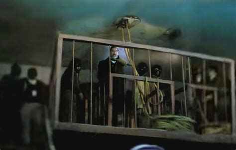 Saddam Hussein Video Hanging