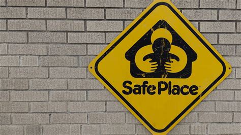 Safe Adult Content Australia Explored for Mature Audiences