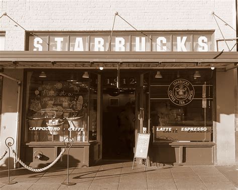 Seattle Boasts The First Starbucks Cafe Roving Jay