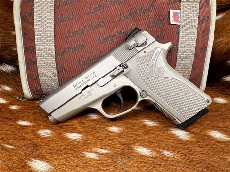 Smith And Wesson Lady