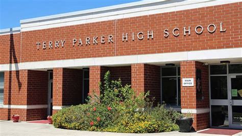 Terry Parker High To Show School Pride Youtube