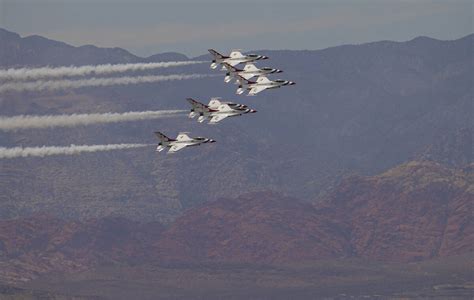 Thunderbirds Fly Over Las Vegas Valley Photos Local Las Vegas Local