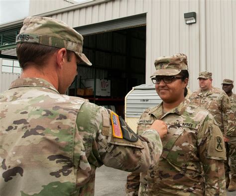 U S Army 2Nd Lt Samuel Lucas 218Th Maneuver Enhancement Flickr